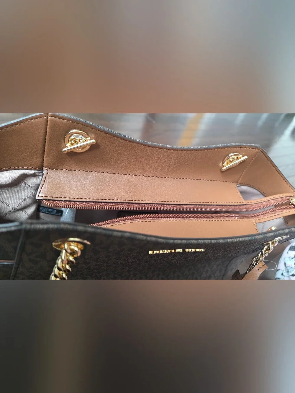 NWT Michael Kors Jet Set Large Signature Logo Shoulder Bag Brown